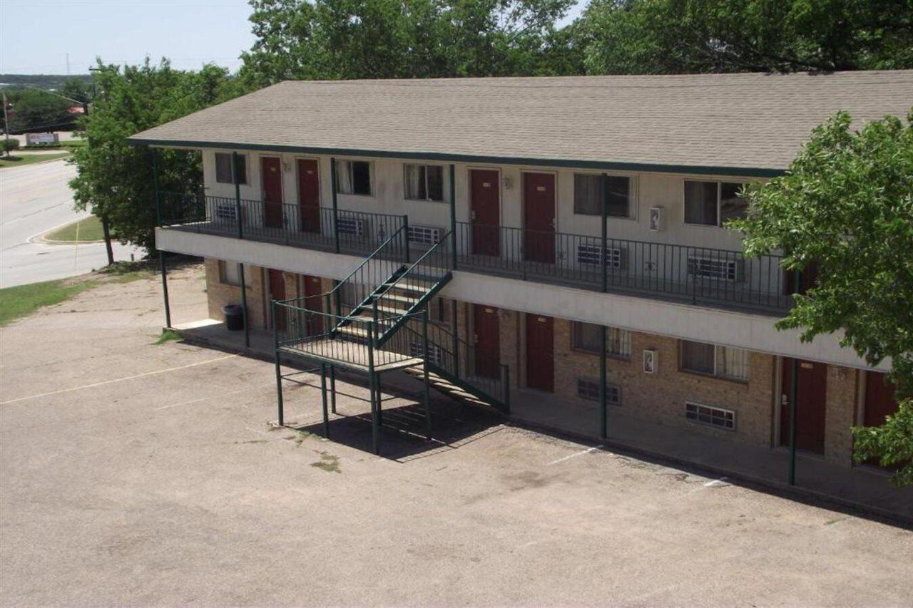 Glen Rose Inn & Suites Екстер'єр фото