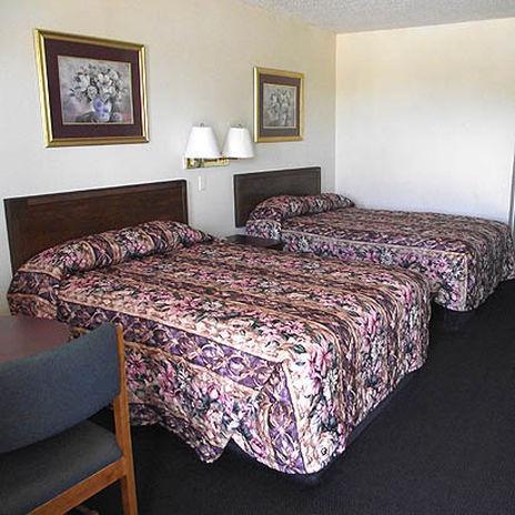 Glen Rose Inn & Suites Номер фото